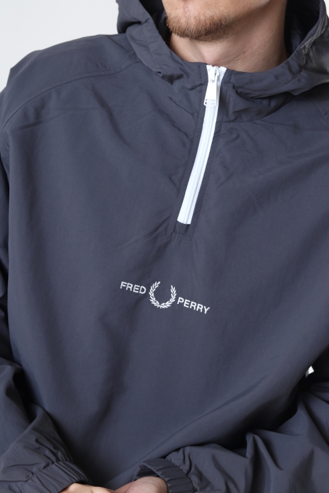 Fred Perry EMBROID. HALF ZIP JKT G85 GUNMETAL