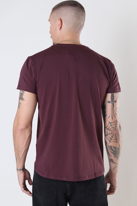 Clean Cut Copenhagen Patrick Organic Tee Dark Plum