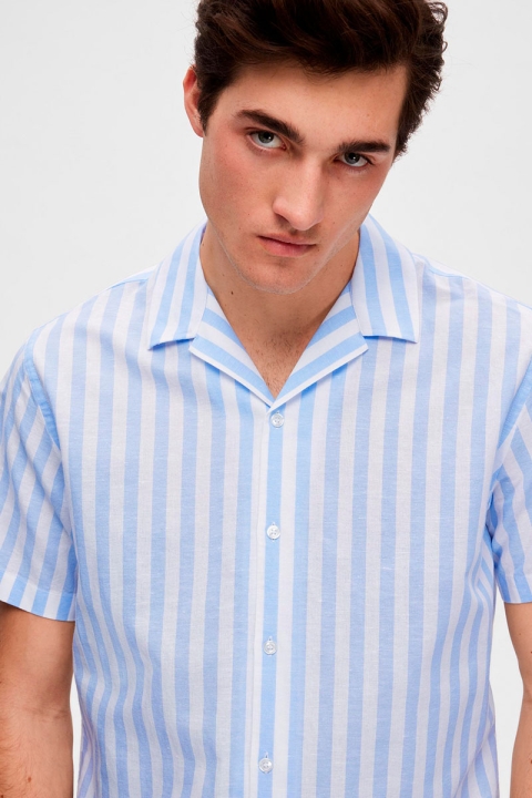 Selected SLHREGNEW-LINEN SHIRT SS RESORT W Cashmere Blue Stripes