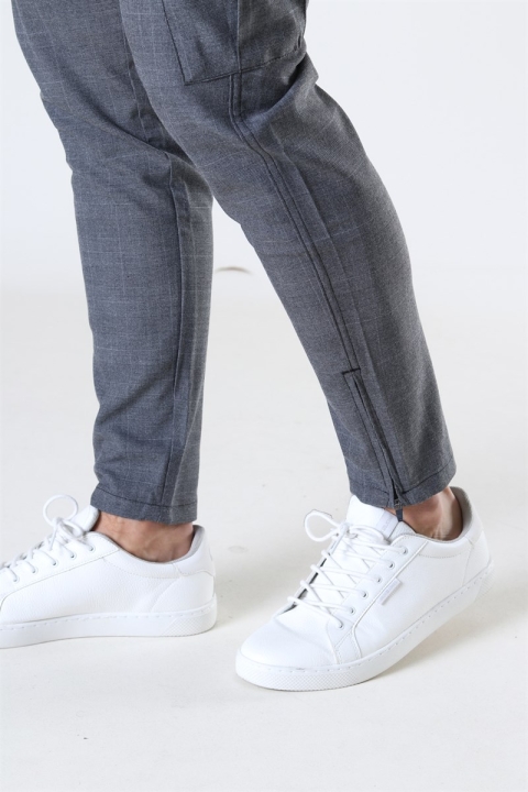 Gabba Cargo Pants Grey Check