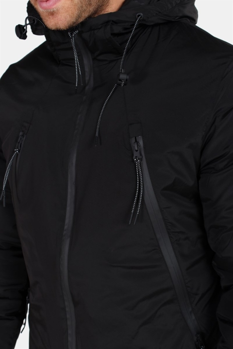 Solid Syrus Jacket Black