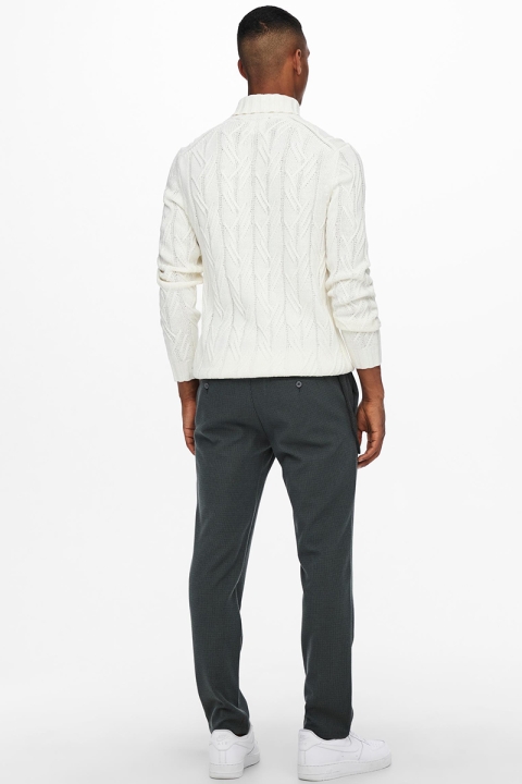 ONLY & SONS ONSNEW RIGGE CABLE ROLL NECK  KNIT Star White