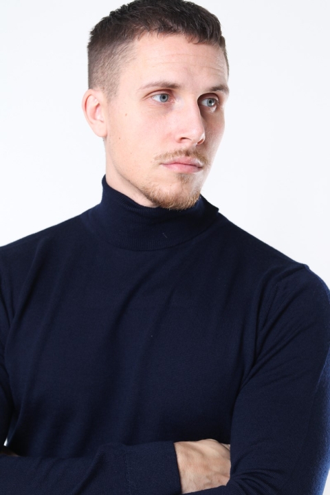 Clean Cut Copenhagen Merino Wool Roll Strik Navy