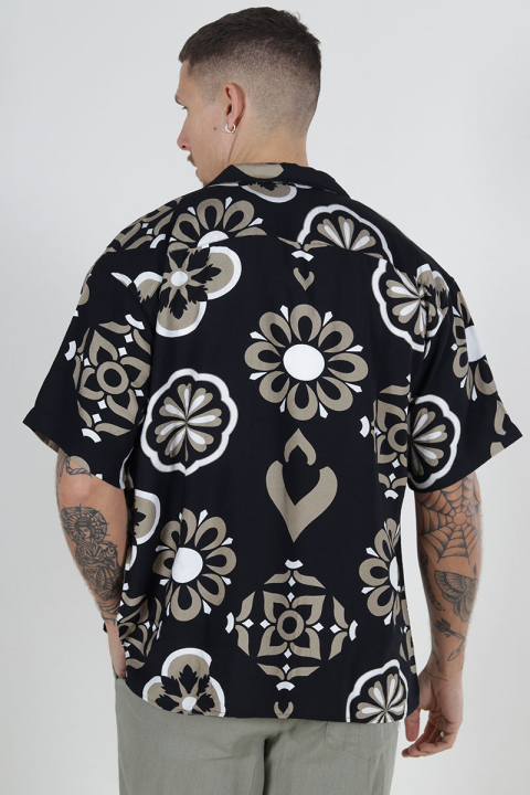 Jack & Jones Urban Edge Resort Shirt SS Jet Black