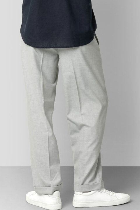 Clean Cut Copenhagen Lyon XO Pleat Pants Light Grey