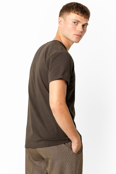 Clean Cut Copenhagen Jake Tee Dark Brown / Dark Brown