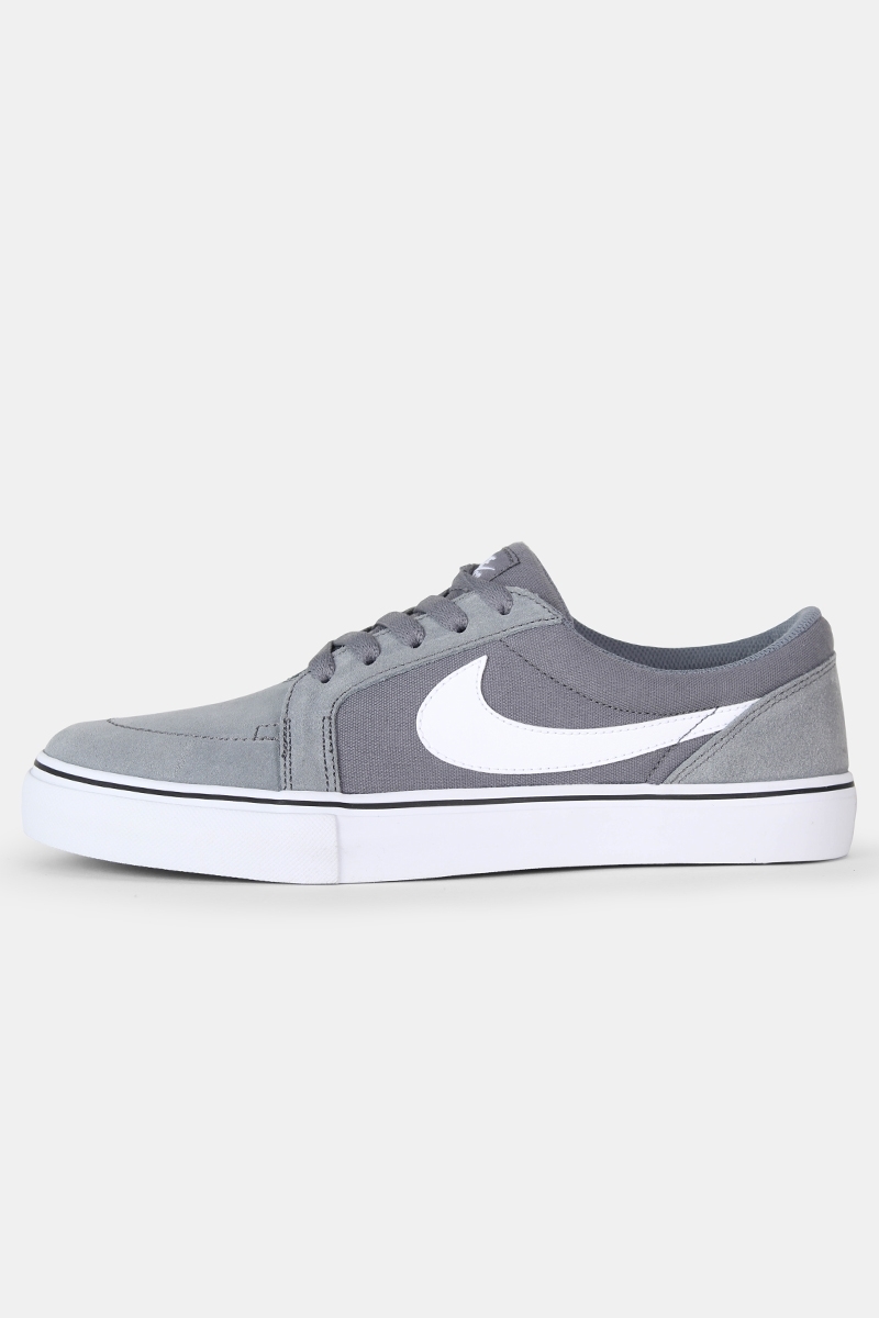 nike sb grey and white