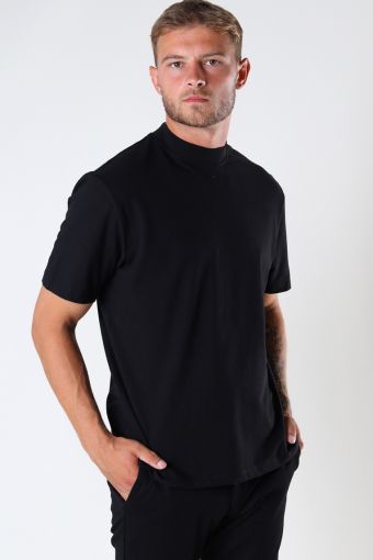 Buy Only & Sons T-shirt. Wide range of Only & Sons T-shirt