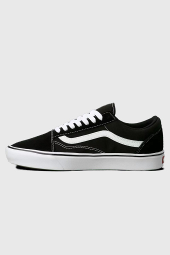 wide with vans