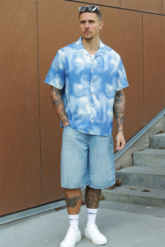 Carl Ballloon Fit Shorts Light Blue Denim