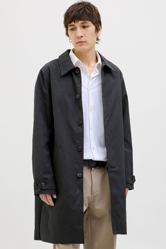 Miles Mac Coat Black