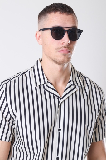 Fashion 1388 Mat Black Solbrille Grey Linse